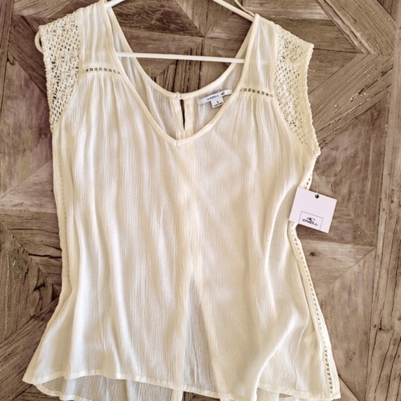 New O'Neill flowy top! S - Picture 1 of 5